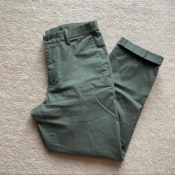 UNIQLO SLIM LEG DRESS PANTS (ankle length) - Picture 3 of 17